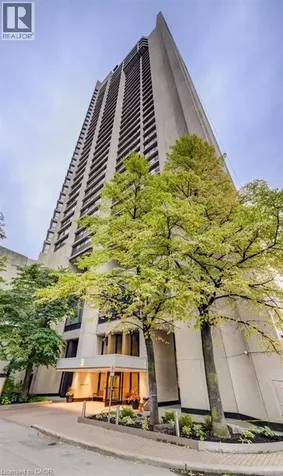 33 Harbour Square Toronto ON M5J 2G2