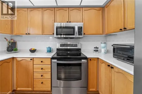 17 Eaton Street Georgetown ON L7G 5L4