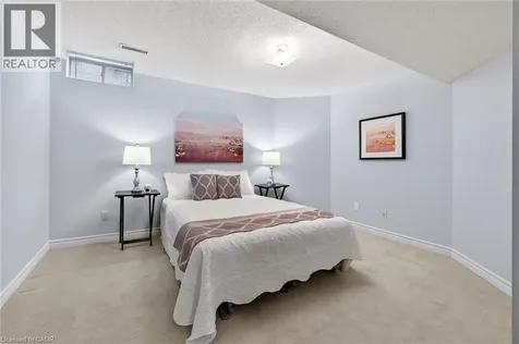 17 Eaton Street Georgetown ON L7G 5L4