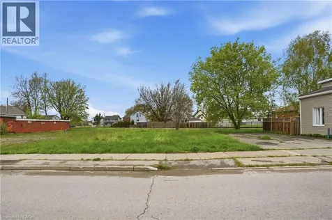 96 Fraser Street Port Colborne ON L3K 1E4
