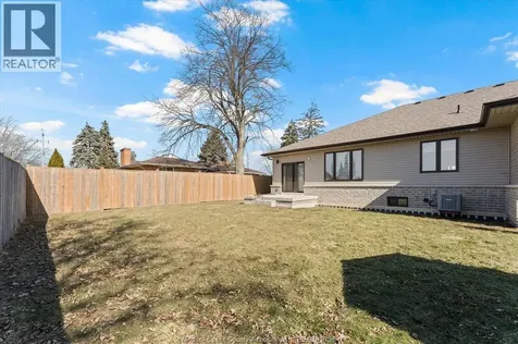 332 Victoria Avenue Amherstburg ON N9V 1M5
