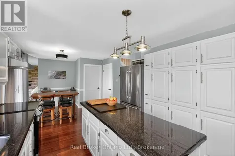 50 Payette Drive Penetanguishene ON L9M 1H5