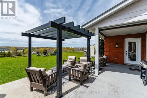 50 Payette Drive Penetanguishene ON L9M 1H5