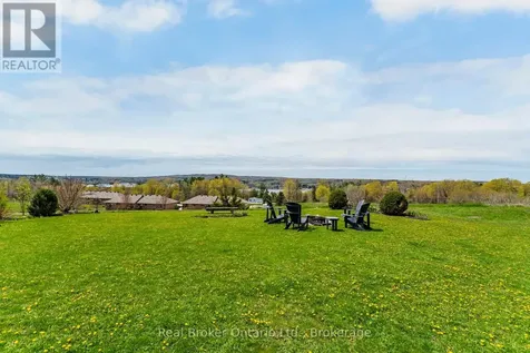 50 Payette Drive Penetanguishene ON L9M 1H5