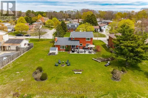 50 Payette Drive Penetanguishene ON L9M 1H5
