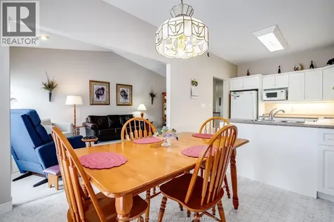 653 Mcnaughton Avenue West Chatham ON N7L 5P7