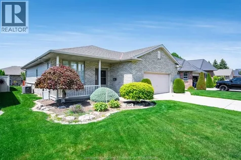 653 Mcnaughton Avenue West Chatham ON N7L 5P7