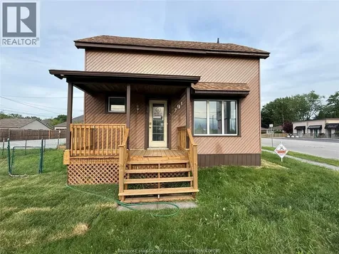 791 Front Road Lasalle ON N8A 2T1