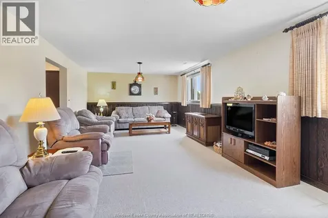 161 Marlborough Street East Leamington ON N8H 4S1