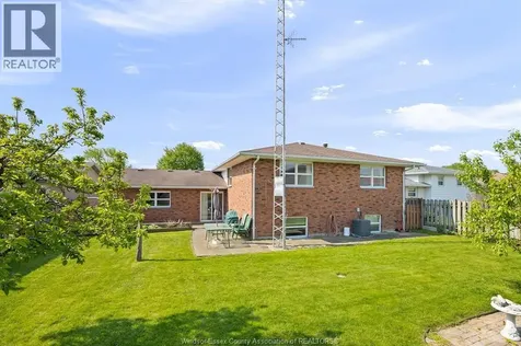 161 Marlborough Street East Leamington ON N8H 4S1