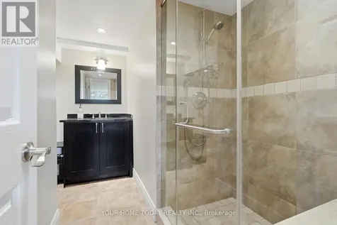 39 Eleanor Crescent Halton Hills (georgetown) ON L7G 2T7