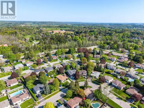 39 Eleanor Crescent Halton Hills (georgetown) ON L7G 2T7