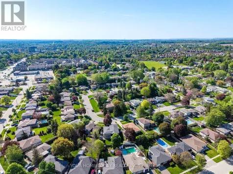 39 Eleanor Crescent Halton Hills (georgetown) ON L7G 2T7