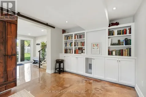 39 Eleanor Crescent Halton Hills (georgetown) ON L7G 2T7