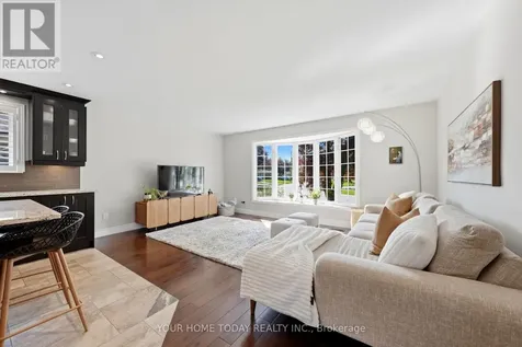 39 Eleanor Crescent Halton Hills (georgetown) ON L7G 2T7