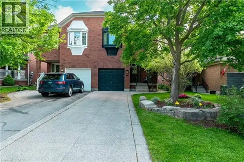 46 Harnesworth Crescent Waterdown ON L0R 2H6