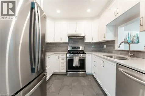 46 Harnesworth Crescent Waterdown ON L0R 2H6