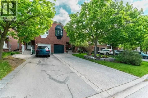 46 Harnesworth Crescent Waterdown ON L0R 2H6