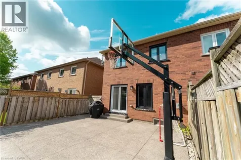 46 Harnesworth Crescent Waterdown ON L0R 2H6