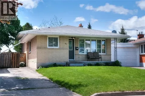 61 Bosworth Crescent Kitchener ON N2E 1Y9