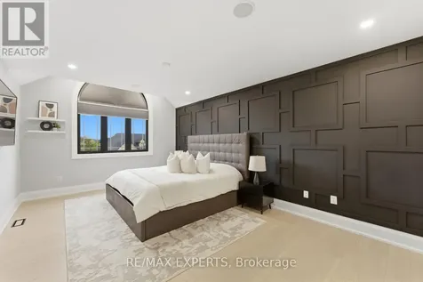 56 Mapledown Way Vaughan ON L6A 4A8