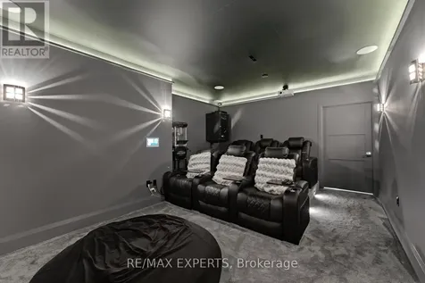 56 Mapledown Way Vaughan ON L6A 4A8