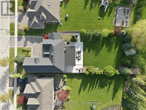56 Mapledown Way Vaughan ON L6A 4A8