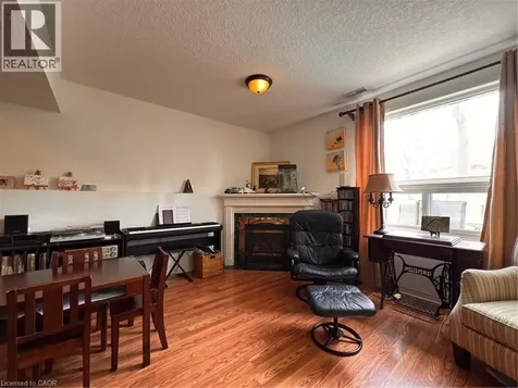 564 Beechwood Drive Waterloo ON N2T 2S8