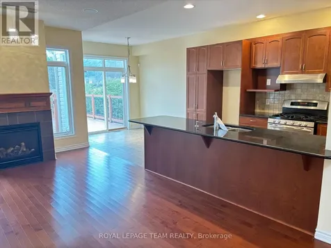 449 Foxhall Way Ottawa ON K2M 0G1