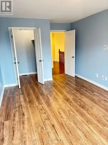 449 Foxhall Way Ottawa ON K2M 0G1
