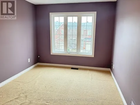 449 Foxhall Way Ottawa ON K2M 0G1