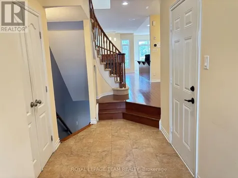 449 Foxhall Way Ottawa ON K2M 0G1