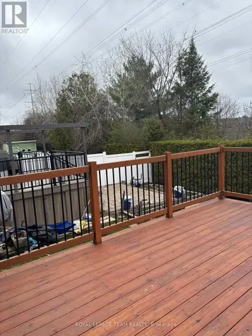 449 Foxhall Way Ottawa ON K2M 0G1