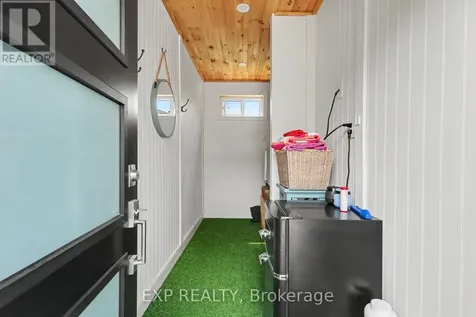 50 Zaatiik Grove Ottawa ON K1X 0E5