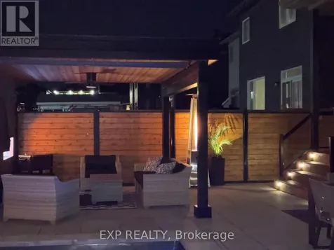 50 Zaatiik Grove Ottawa ON K1X 0E5