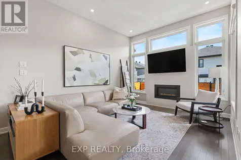 50 Zaatiik Grove Ottawa ON K1X 0E5