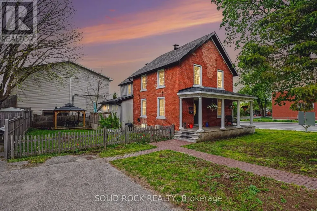 312 Bridge Street Carleton Place ON K7C 3H8