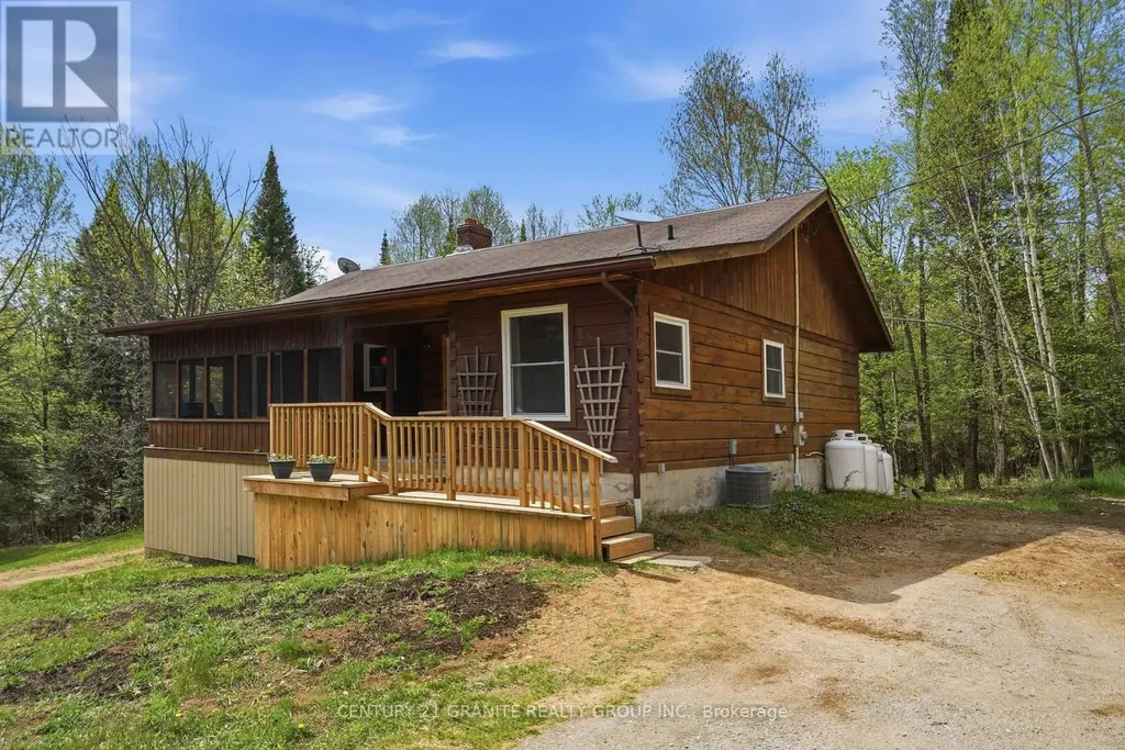 439 Rose Island Road Wollaston ON K0L 1P0