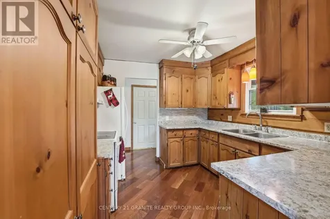 439 Rose Island Road Wollaston ON K0L 1P0