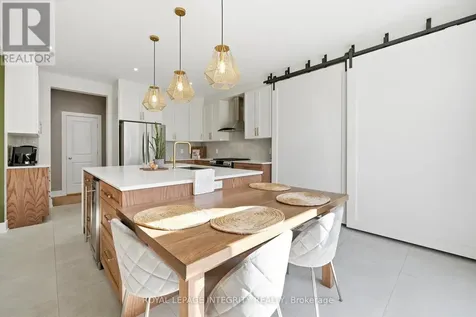 525 Yellow Birch Street Ottawa ON K1W 0J3