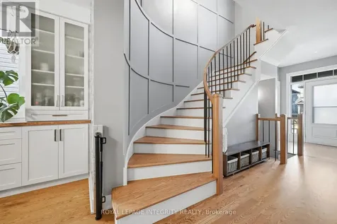 525 Yellow Birch Street Ottawa ON K1W 0J3