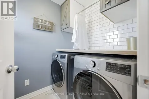 525 Yellow Birch Street Ottawa ON K1W 0J3