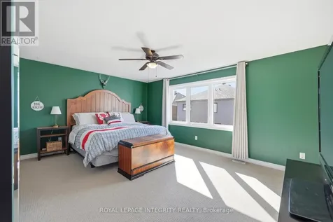 525 Yellow Birch Street Ottawa ON K1W 0J3