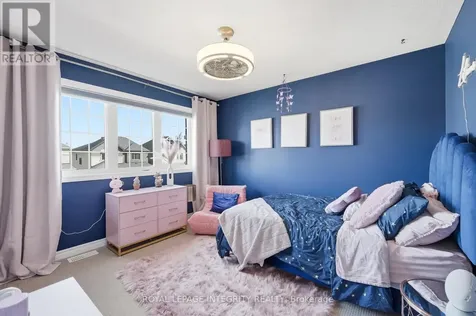 525 Yellow Birch Street Ottawa ON K1W 0J3