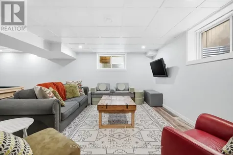 525 Yellow Birch Street Ottawa ON K1W 0J3