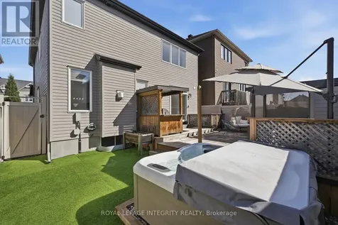 525 Yellow Birch Street Ottawa ON K1W 0J3