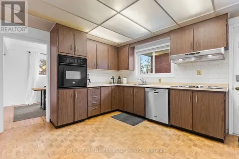 1981 Navaho Drive Ottawa ON K2C 0T7