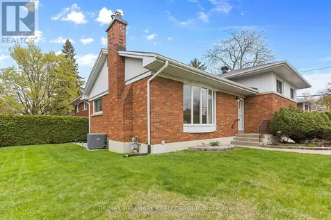 1981 Navaho Drive Ottawa ON K2C 0T7