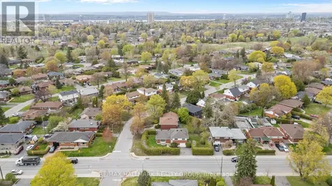 1981 Navaho Drive Ottawa ON K2C 0T7