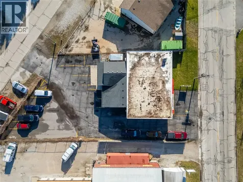 800 Campbell Street Sarnia ON N7T 2J7